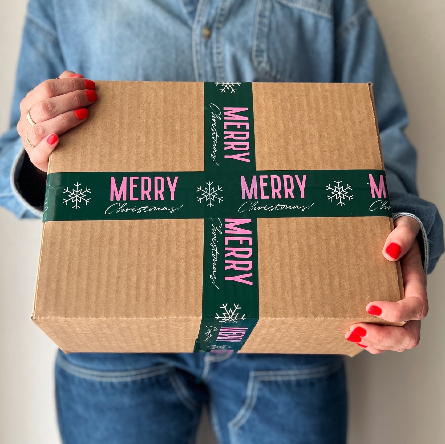 Merry Christmas Shipping Tape - Green/Pink Snowflake